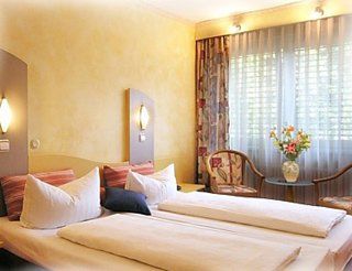 Luxor Hotel Франкфурт на Майн Екстериор снимка