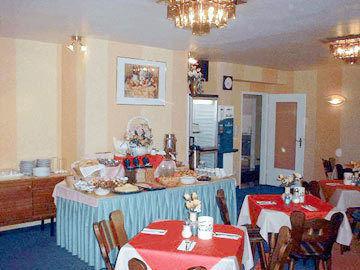 Luxor Hotel Франкфурт на Майн Екстериор снимка